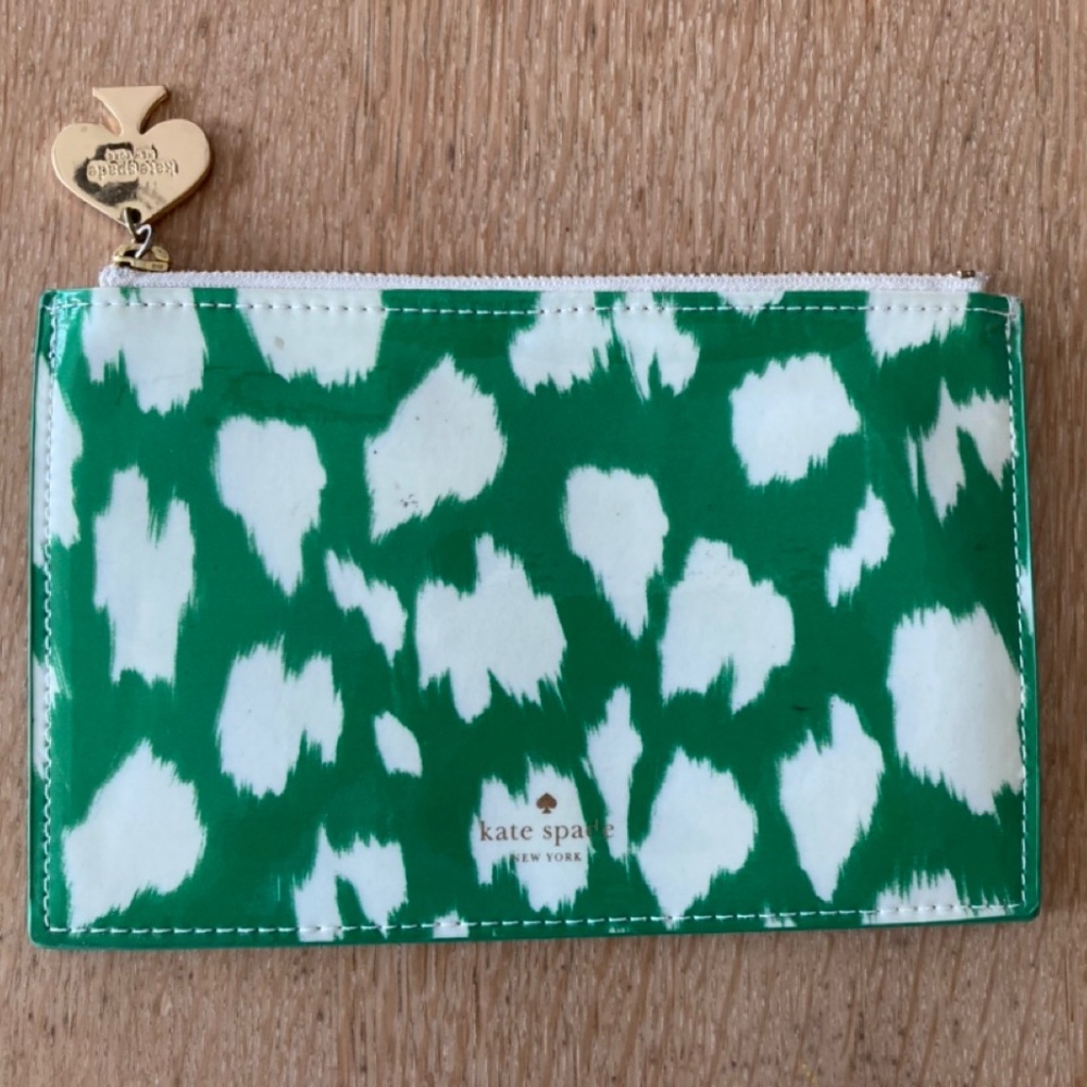 Kate Spade Clutch Makeup Cosmetic Bag in Green Ikat